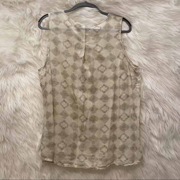 The North Face Sleeveless Aztec Blouse Size XL - Picture 6 of 11